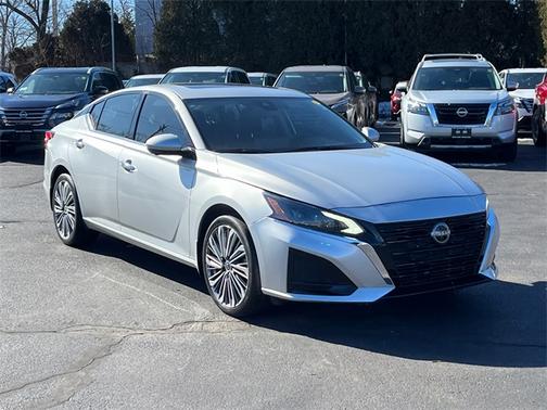 2023 Nissan Altima 2.5 SL