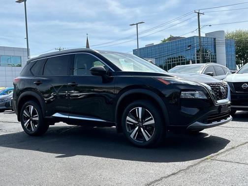 Black 2023 Nissan Rogue SL