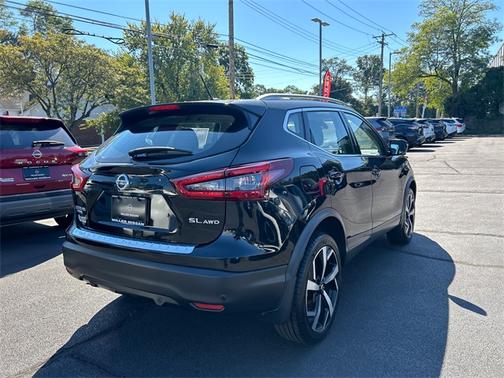 2020 Nissan Rogue Sport SL