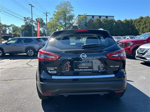 2020 Nissan Rogue Sport SL