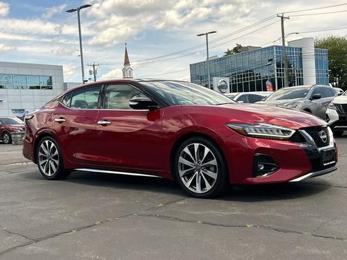 Scarlet Ember 2023 Nissan Maxima Platinum