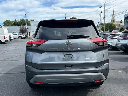 2021 Nissan Rogue SV