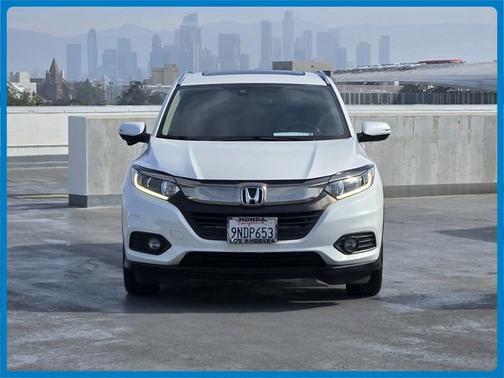 Platinum White Pearl 2021 Honda HR-V