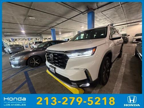 Platinum White Pearl 2023 Honda Pilot