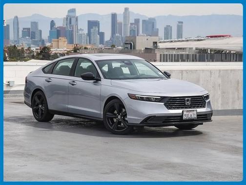 2025 Honda Accord Hybrid 