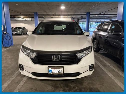 Platinum White Pearl 2024 Honda Odyssey