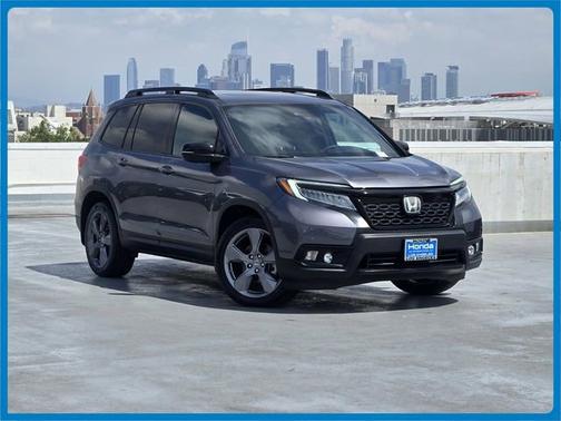Modern Steel Metallic 2021 Honda Passport