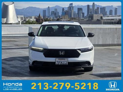 Platinum White Pearl 2025 Honda Accord