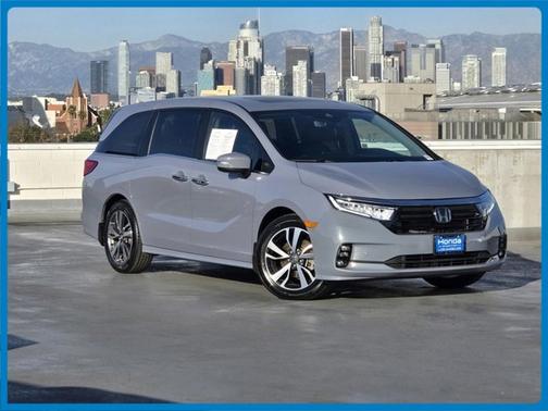 2023 Honda Odyssey 