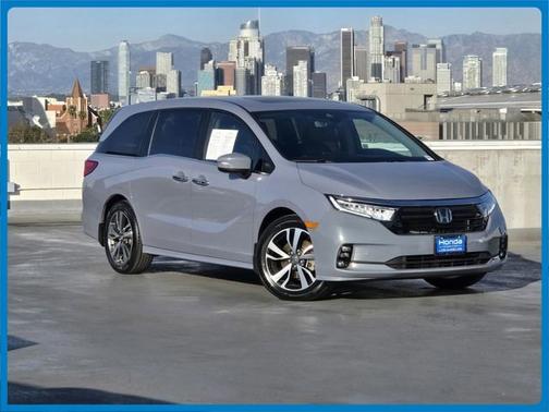 2023 Honda Odyssey 