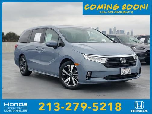 Sonic Gray Pearl 2023 Honda Odyssey