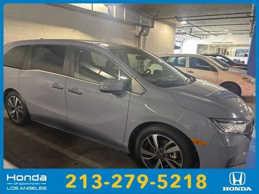 Sonic Gray Pearl 2023 Honda Odyssey