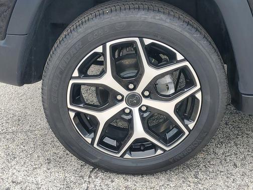 Diamond Black 2025 Jeep Compass Limited
