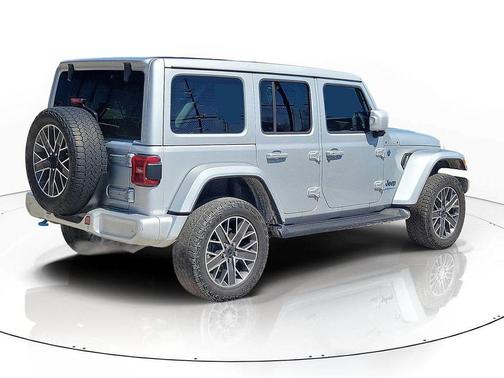 Silver Zynith Clearcoat 2024 Jeep Wrangler 4xe High Altitude