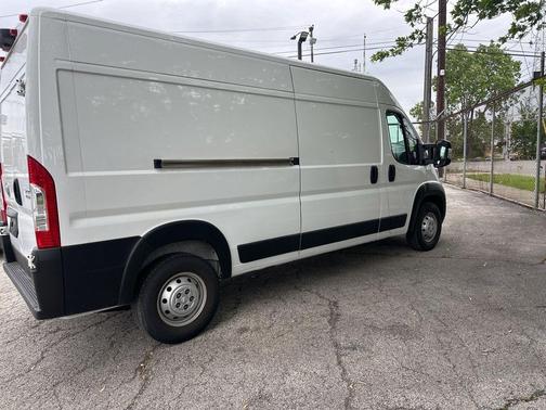 Bright White Clearcoat 2023 RAM ProMaster 2500 High Roof