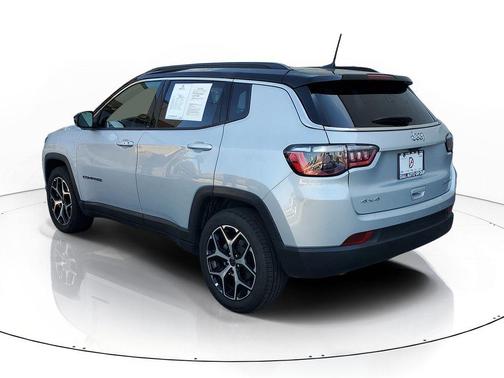 Silver Zynith 2025 Jeep Compass Limited