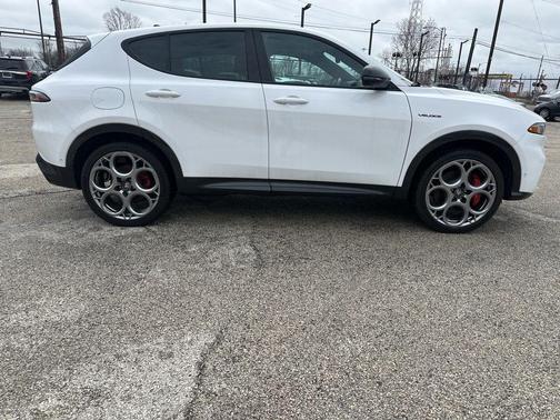 2024 Alfa Romeo Tonale Veloce