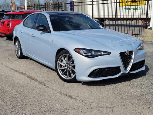 2024 Alfa Romeo Giulia Ti