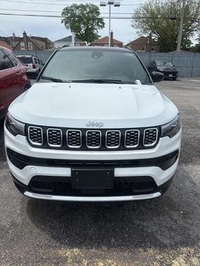 Bright White Clearcoat 2024 Jeep Compass Limited