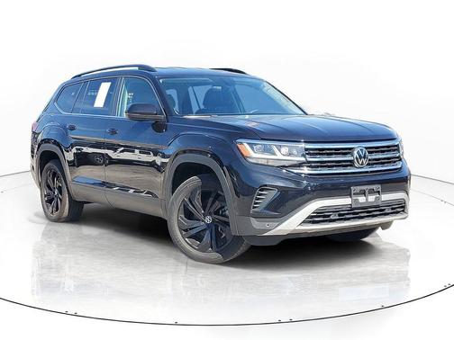 Deep Black Pearl Effect 2022 Volkswagen Atlas 2.0T SE