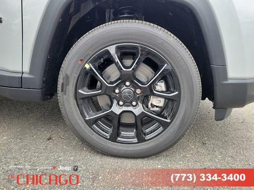 Silver Zynith 2026 Jeep Compass Latitude