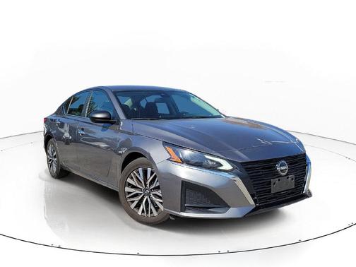 Gun Metallic 2024 Nissan Altima 2.5 SV