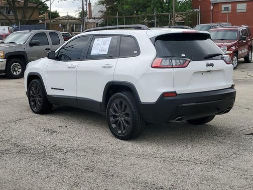 Bright White Clearcoat 2021 Jeep Cherokee Latitude Lux
