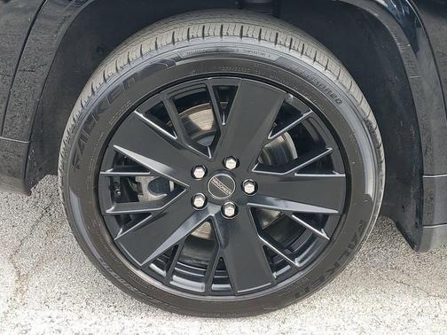 Diamond Black 2024 Jeep Wagoneer S Launch Edition