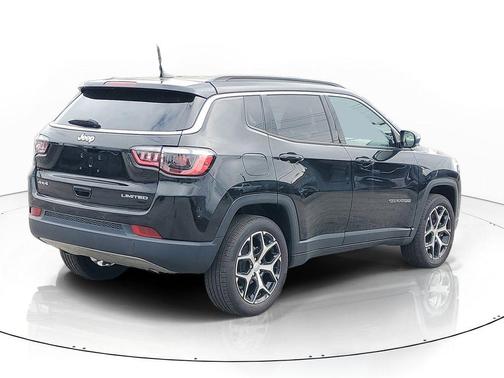 Diamond Black 2024 Jeep Compass Limited