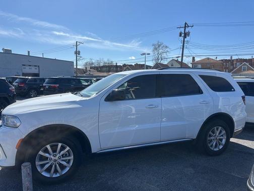 White Knuckle Clearcoat 2023 Dodge Durango SXT