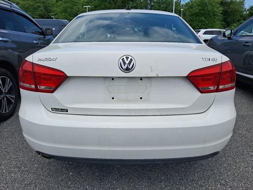 White 2013 Volkswagen Passat TDI SE
