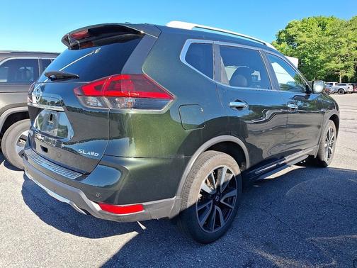Green 2019 Nissan Rogue SL