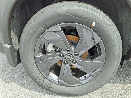 Gun Metallic 2026 Nissan Rogue SV