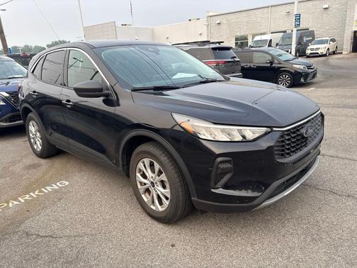 Black 2024 Ford Escape Active