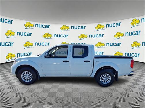 White 2018 Nissan Frontier SV