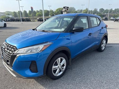 Blue 2025 Nissan Kicks Play S