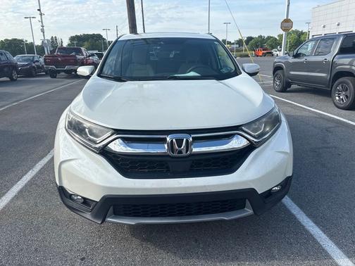 White 2018 Honda CR-V EX