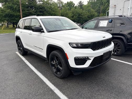 White 2023 Jeep Grand Cherokee Limited