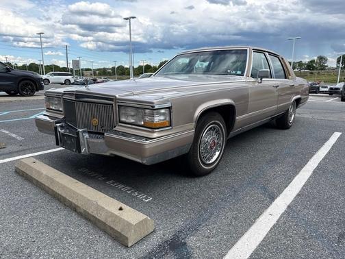 Brown 1992 Cadillac Brougham Base