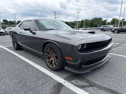 Gray 2016 Dodge Challenger SRT Hellcat