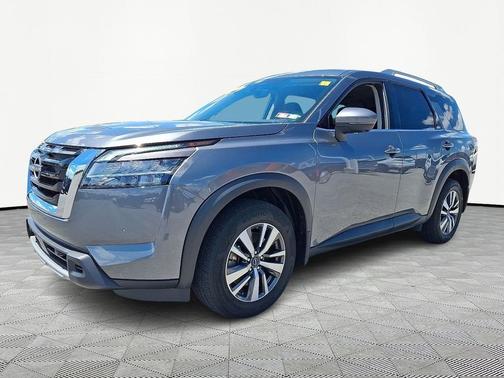 Gray 2024 Nissan Pathfinder SL