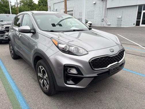 Gray 2022 Kia Sportage LX