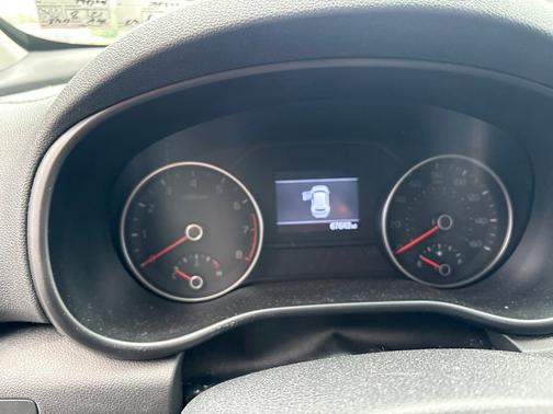 Gray 2022 Kia Sportage LX
