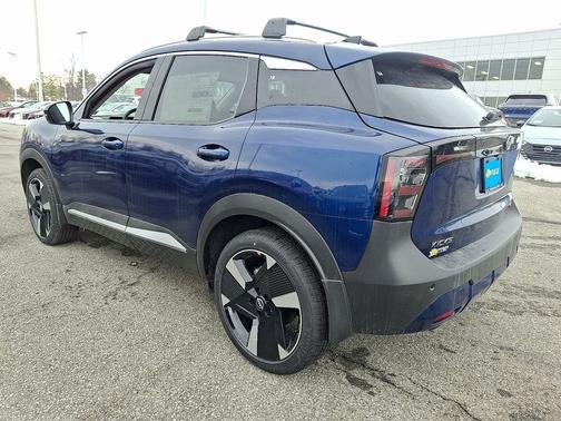 Deep Blue Pearl 2026 Nissan Kicks SR
