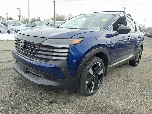 Deep Blue Pearl 2026 Nissan Kicks SR