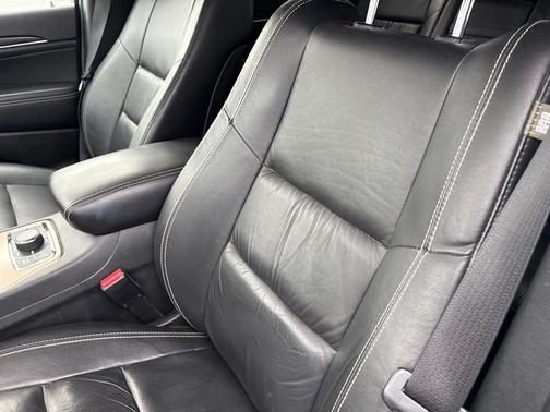 Silver 2015 Jeep Grand Cherokee Limited