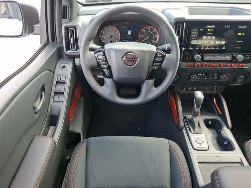 Glacier White 2026 Nissan Frontier Crew Cab PRO-4X®
