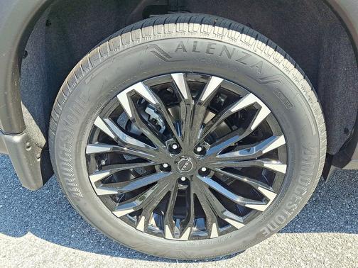 Obsidian Green Pearl 2026 Nissan Rogue Dark Armor™