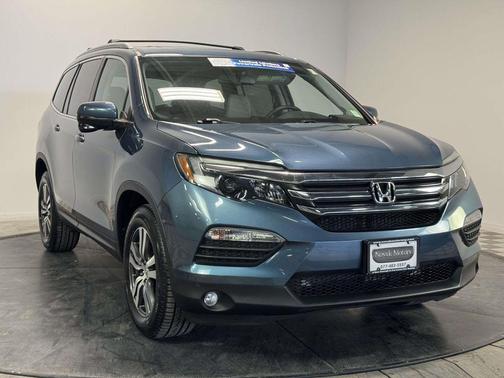 Blue 2018 Honda Pilot EX-L