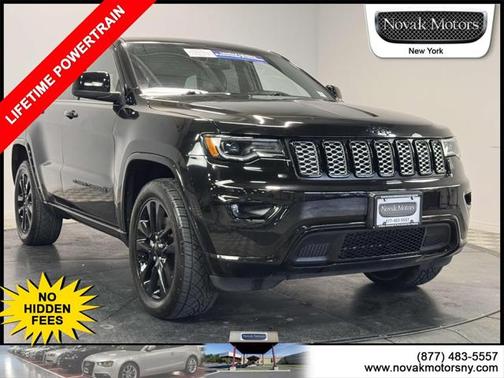 2022 Jeep Grand Cherokee Laredo